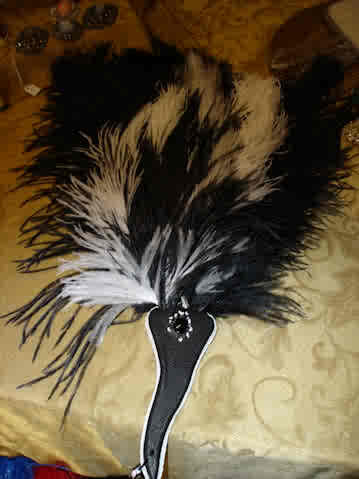 BlackandWhite-BlackLeatherHandle